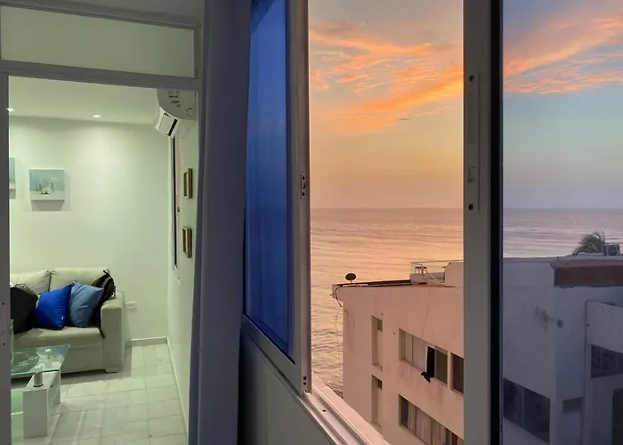 Amazing Ocean View Apartment In El Laguito Cartagena